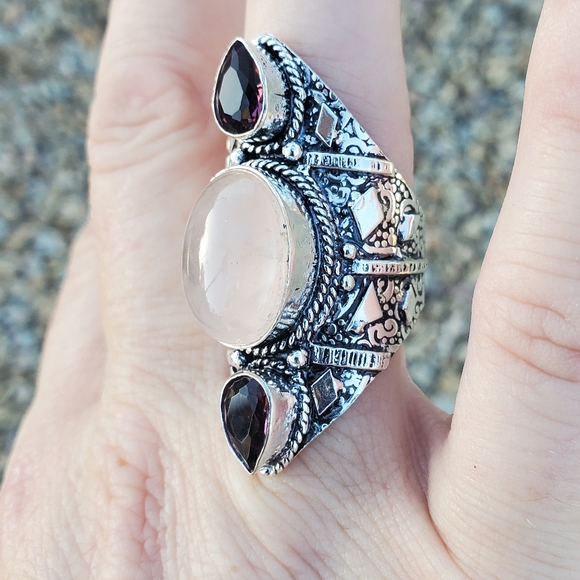 New Rose Quartz and Amethyst 925 Silver Statement Ring. - Picture 7 of 16